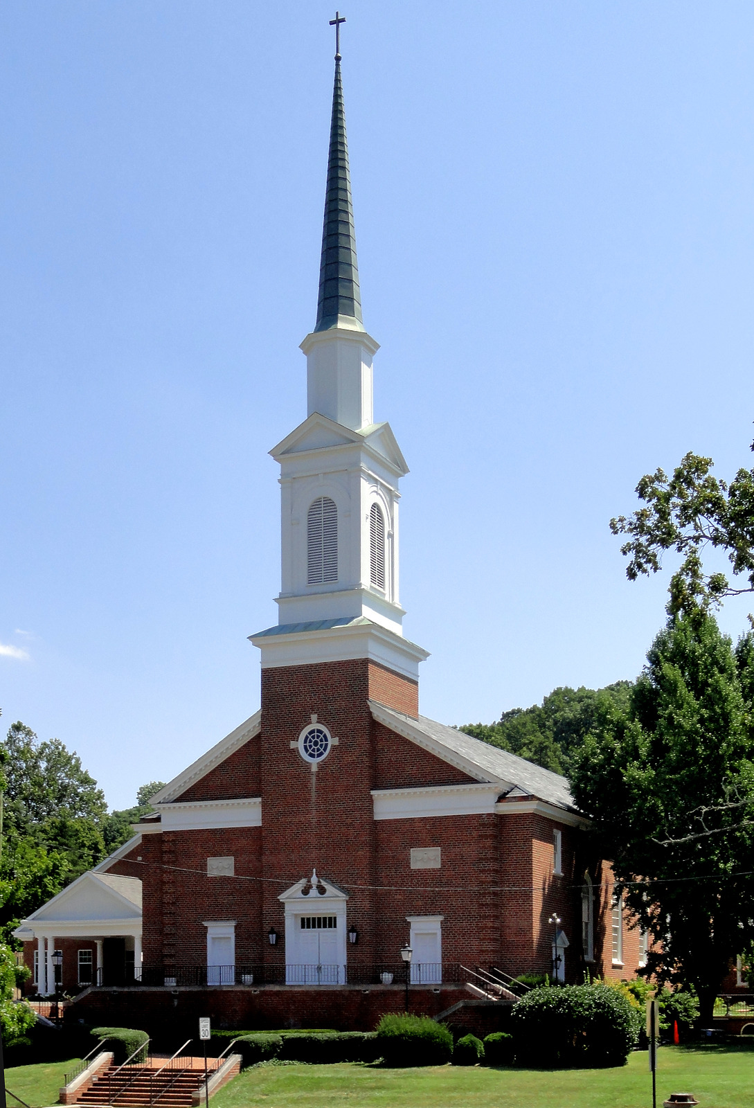 Grandin Court Baptist Church In Roanoke Church