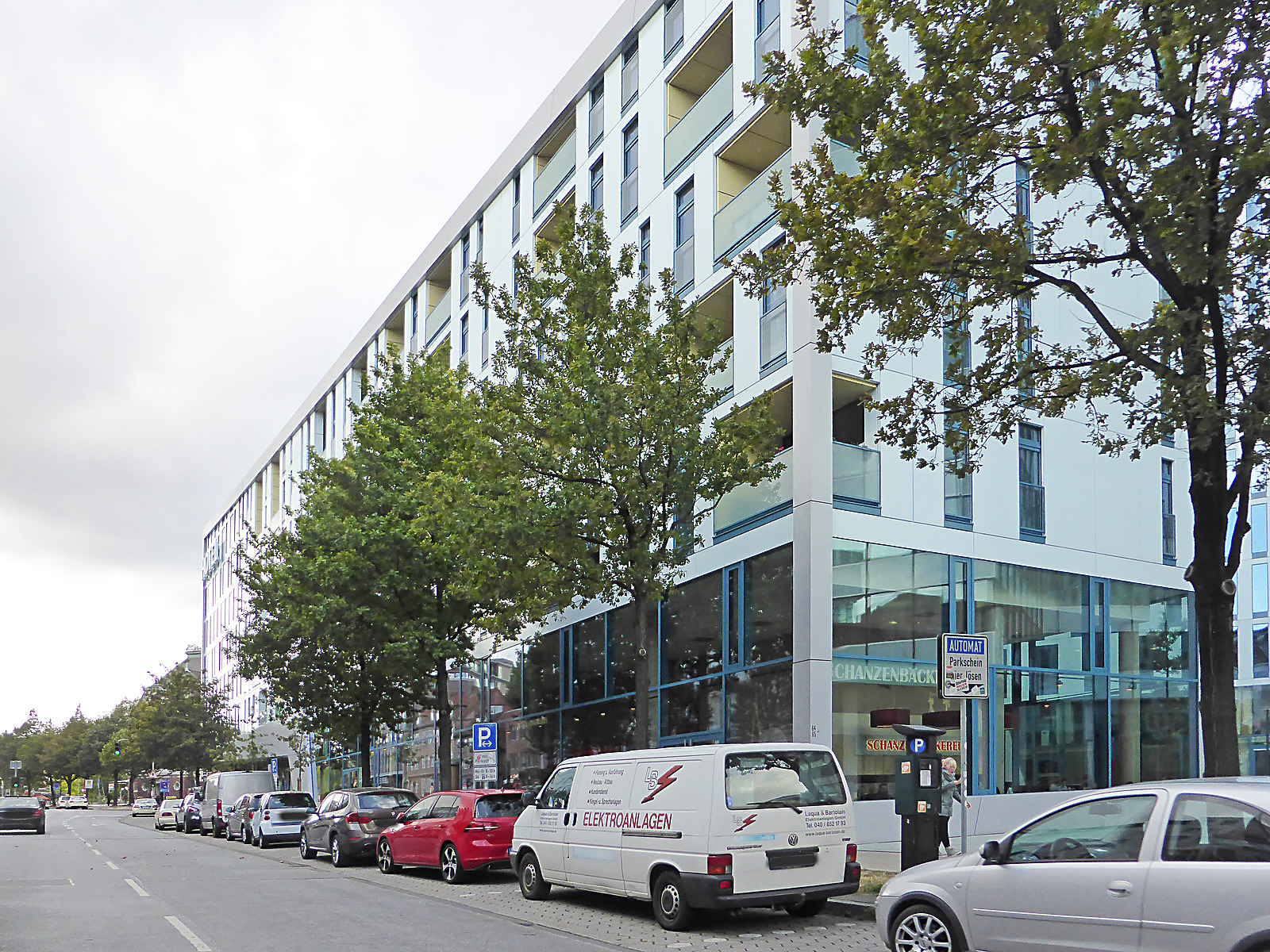 Scandic Hamburg Emporio In Hamburg Low Rise Building